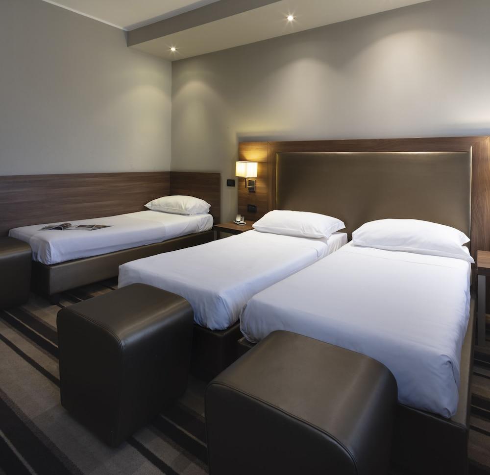 Smart Hotel Holiday Mestre Eksteriør billede