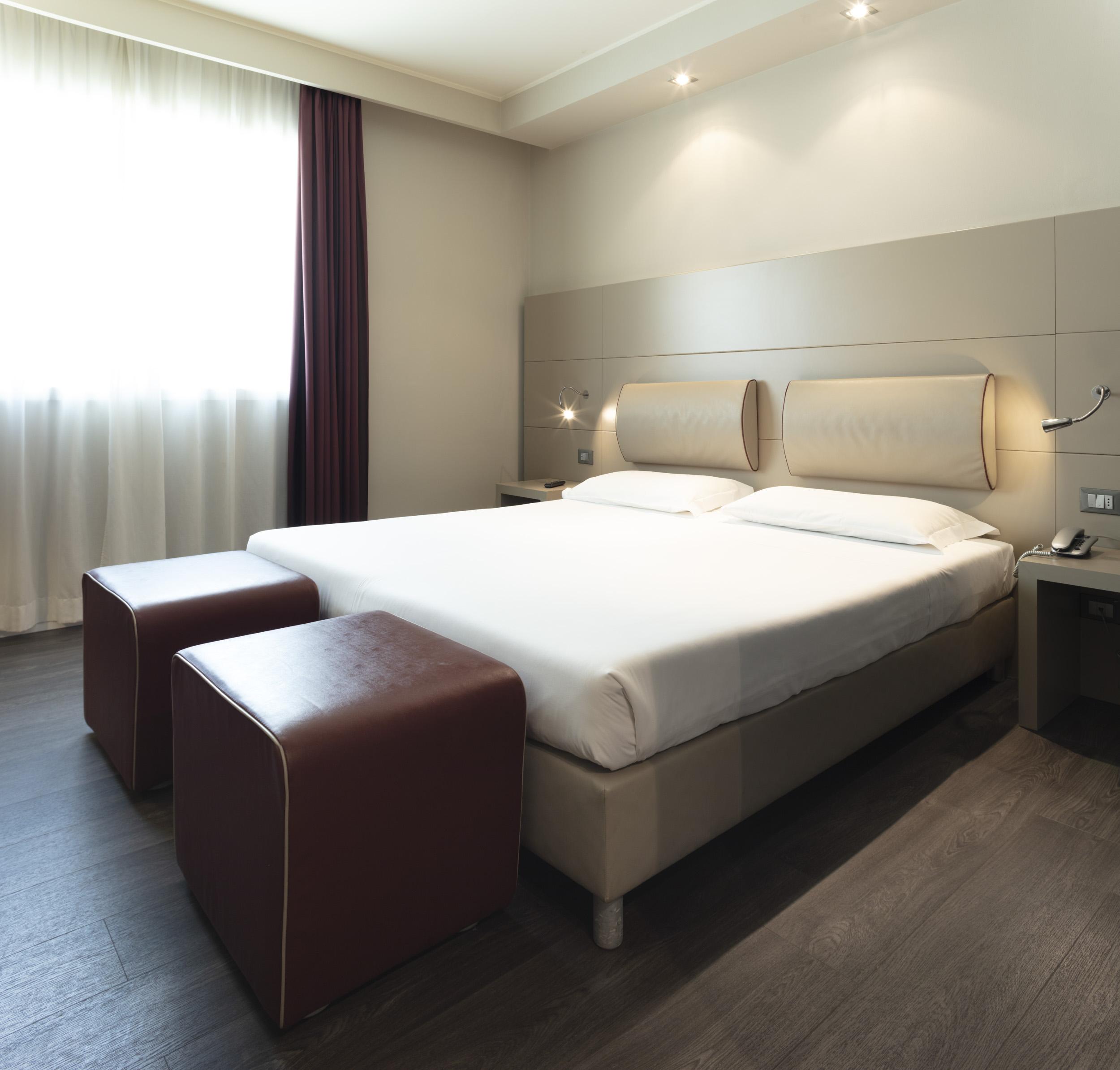 Smart Hotel Holiday Mestre Eksteriør billede