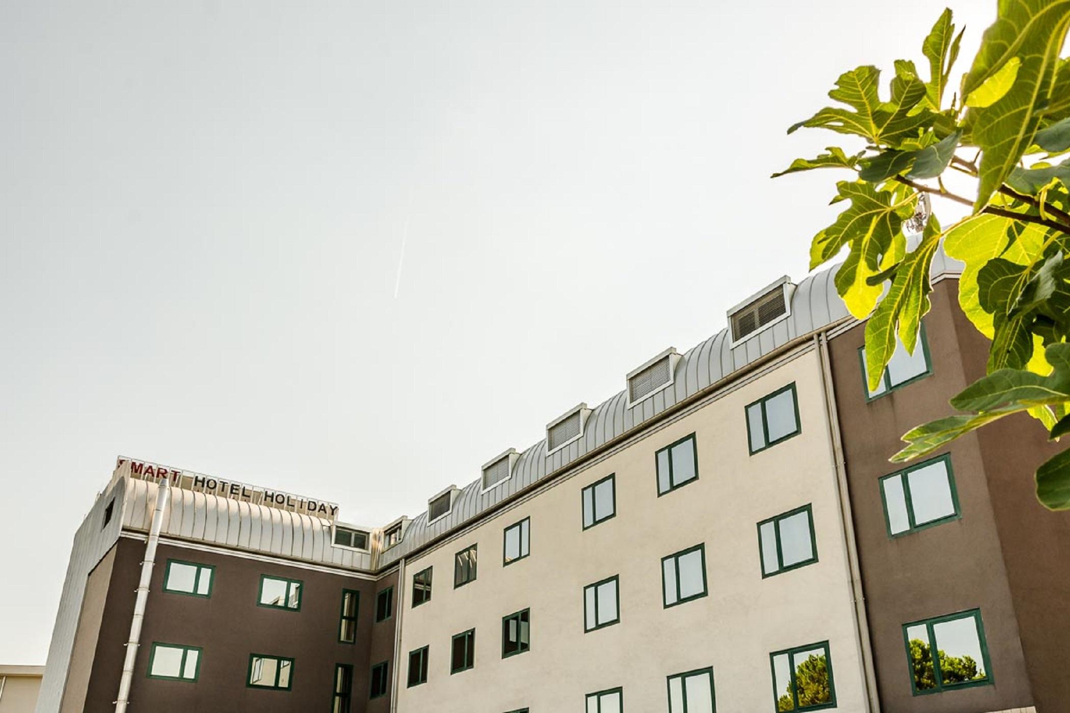 Smart Hotel Holiday Mestre Eksteriør billede