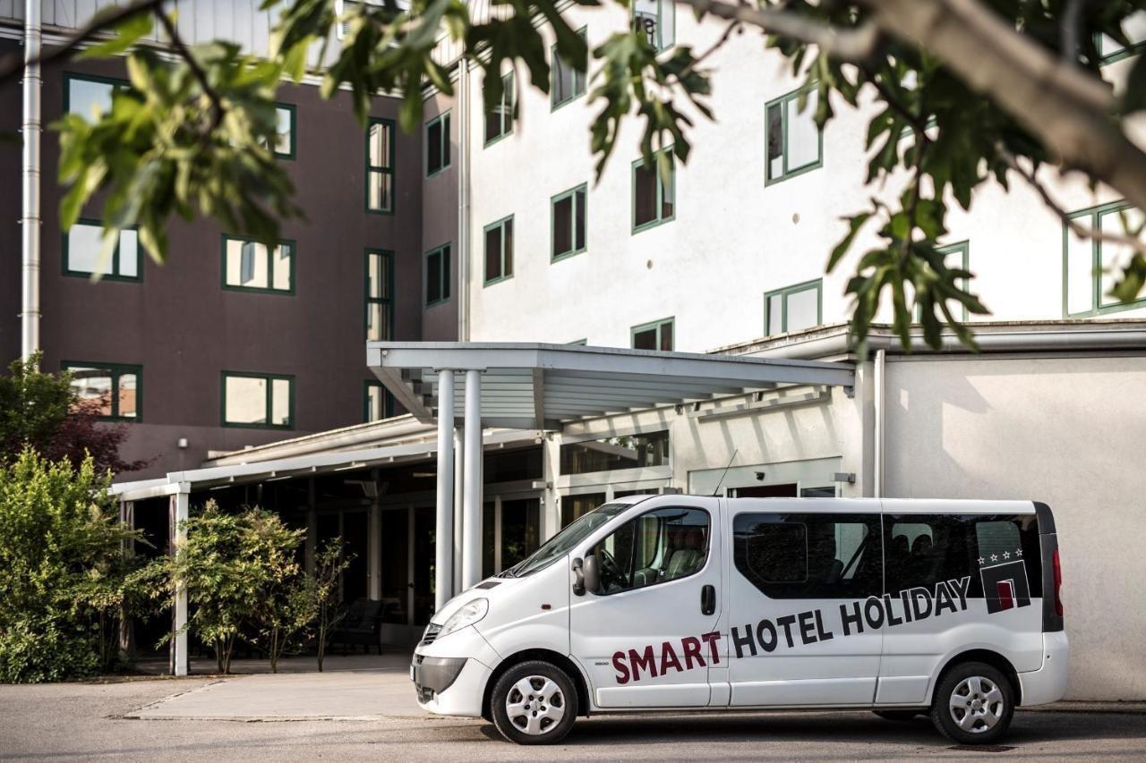 Smart Hotel Holiday Mestre Eksteriør billede