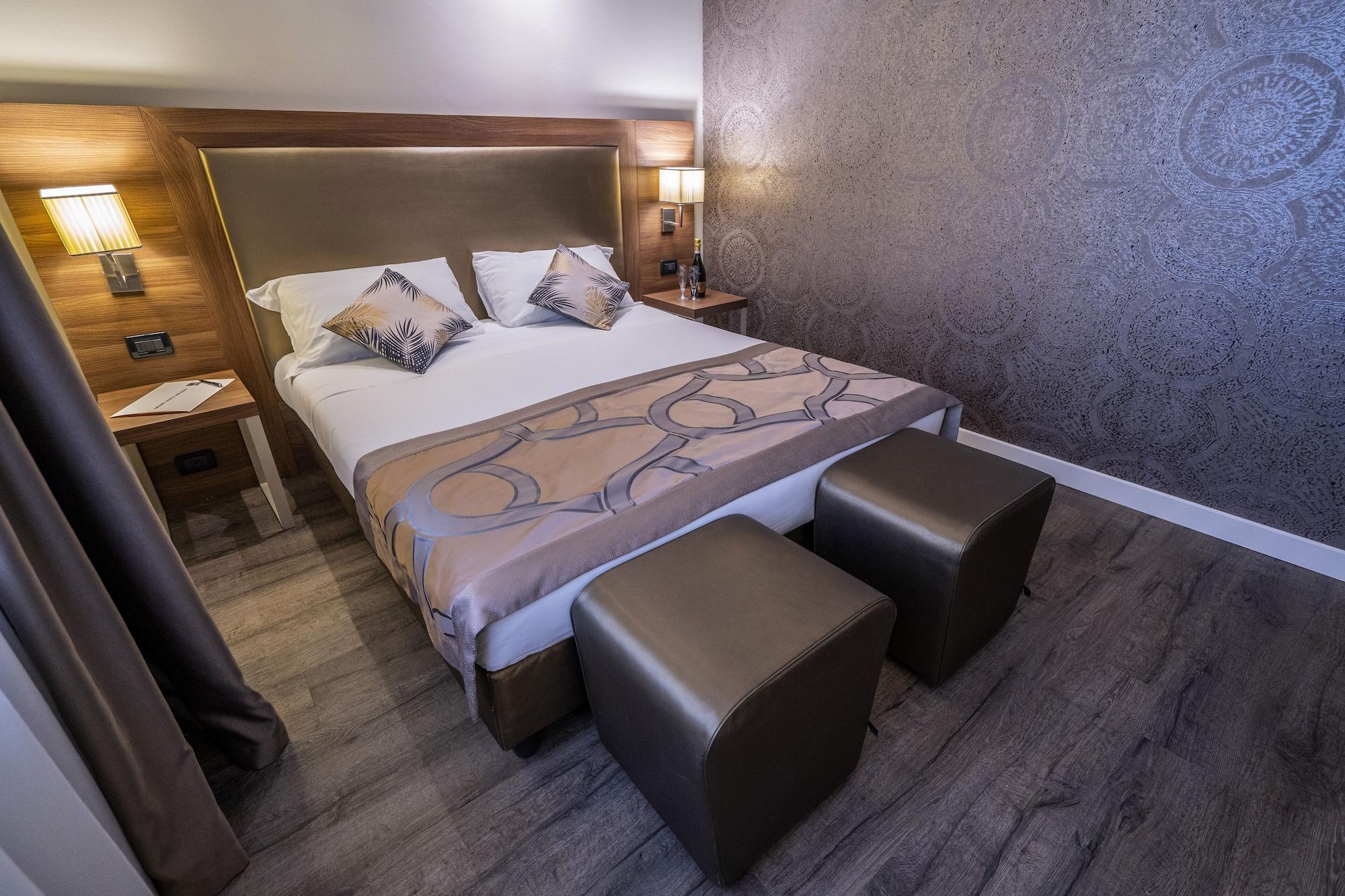 Smart Hotel Holiday Mestre Eksteriør billede