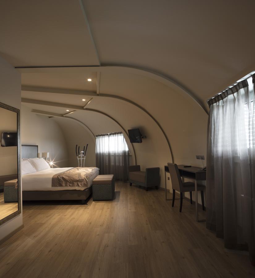 Smart Hotel Holiday Mestre Eksteriør billede