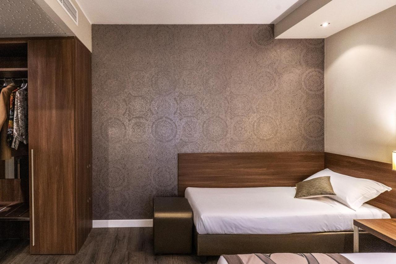 Smart Hotel Holiday Mestre Eksteriør billede