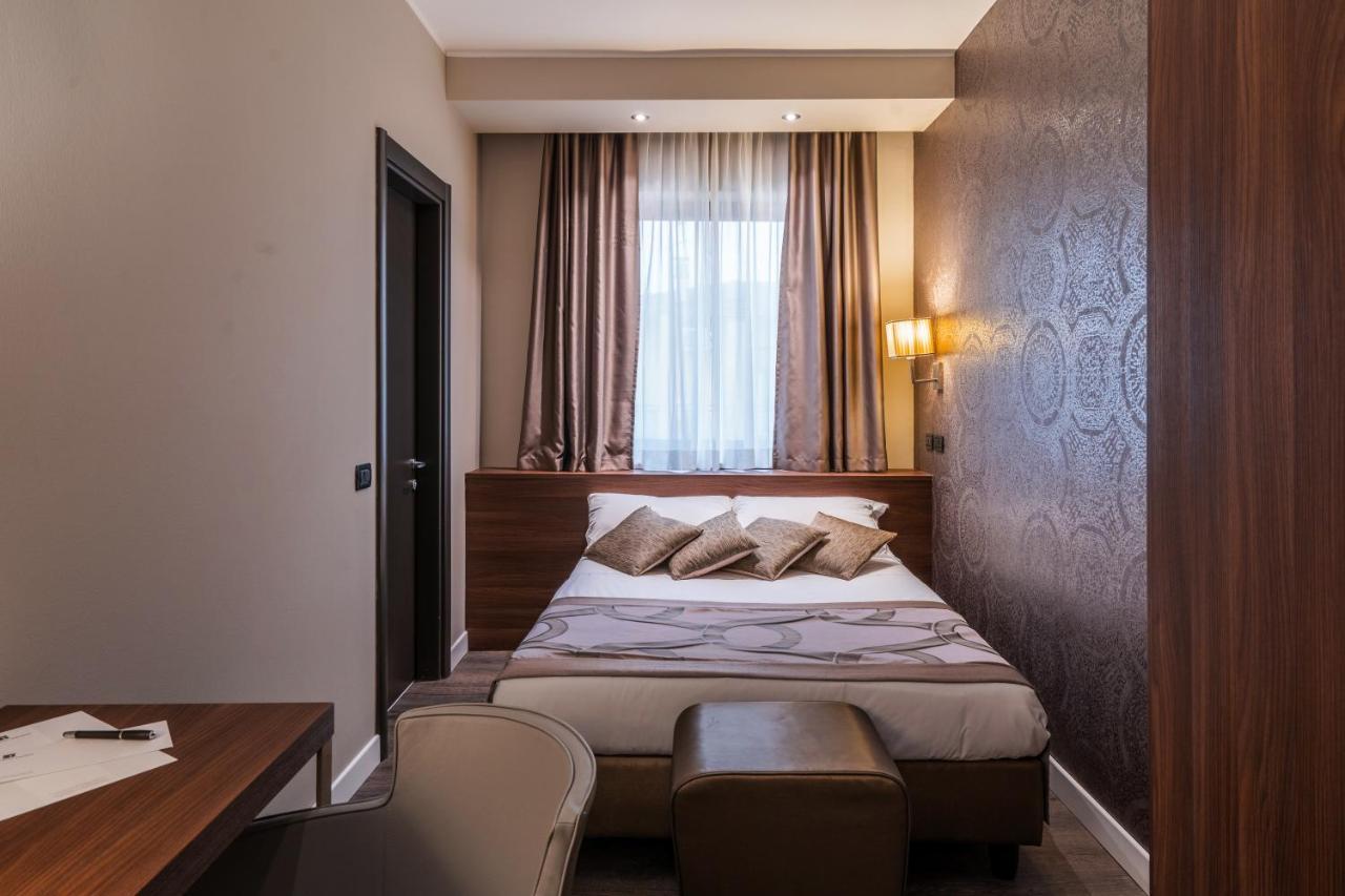 Smart Hotel Holiday Mestre Eksteriør billede